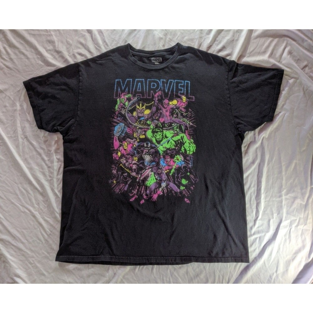 2XL Retro Marvel Comics Characters Group Graphic Blacklight Neon T-Shirt Men's